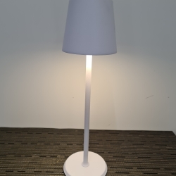 Bordlampe FELINE hvid LED H: 38  cm Id. Nr. 3627g
